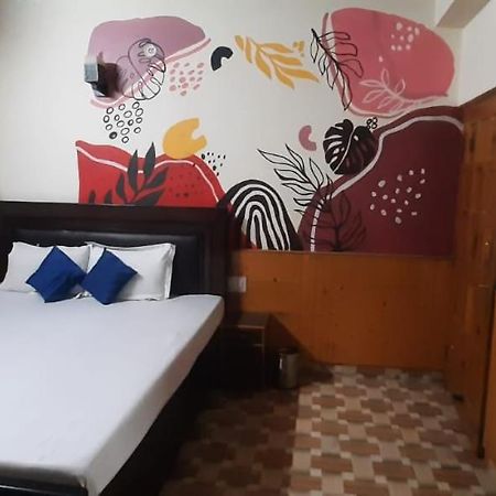 Throttle Shrottle Moto Hostel 마날리 외부 사진