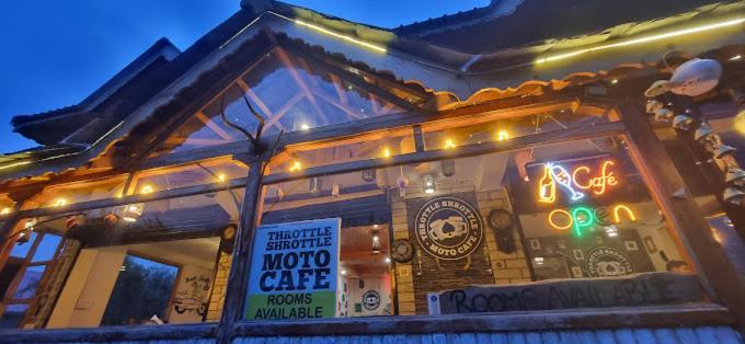 Throttle Shrottle Moto Hostel 마날리 외부 사진